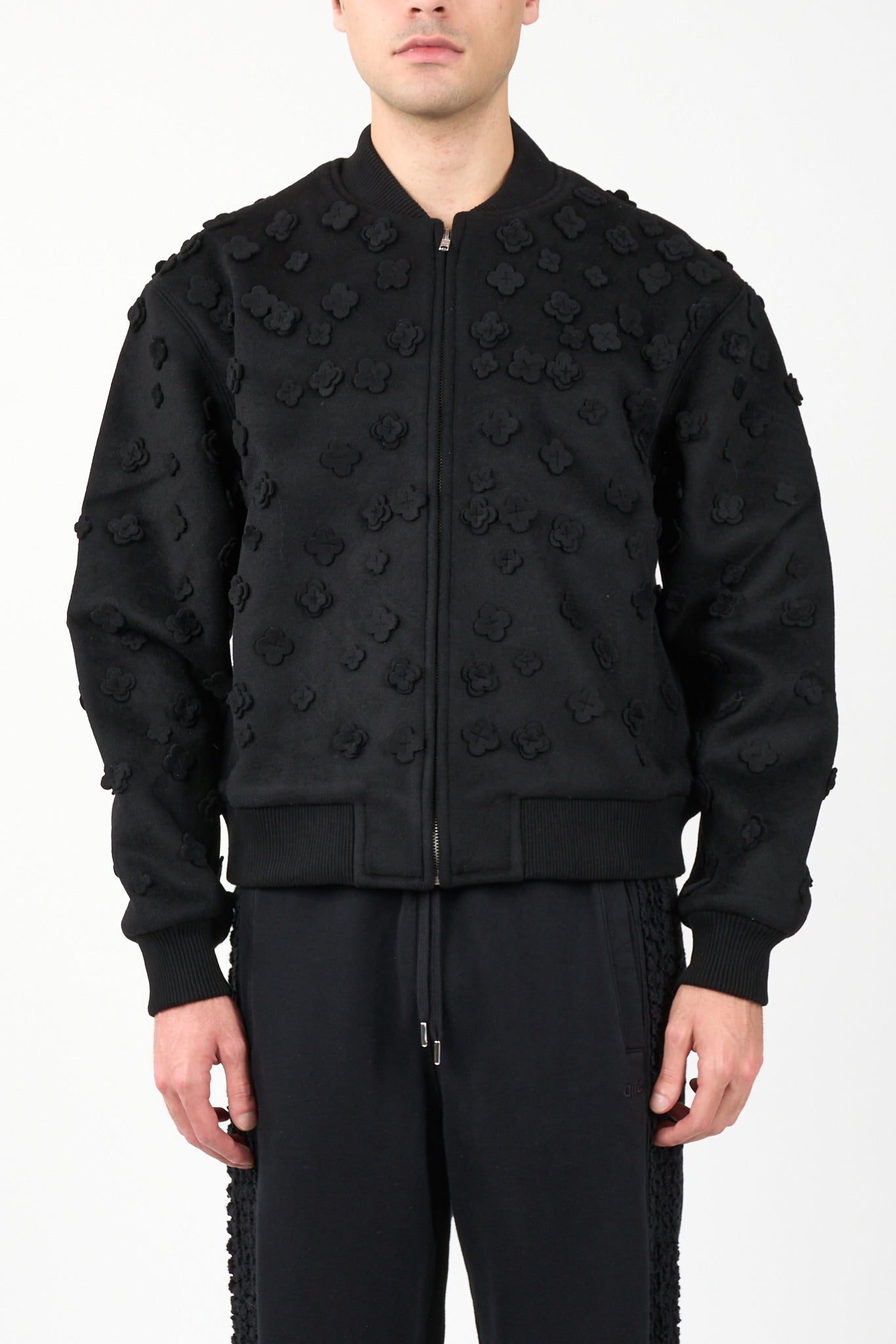 Bomber flower wool