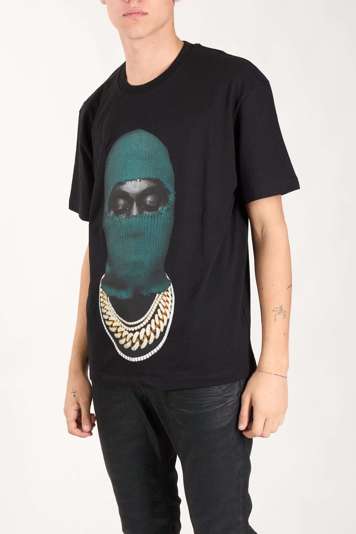 T-shirt mask20