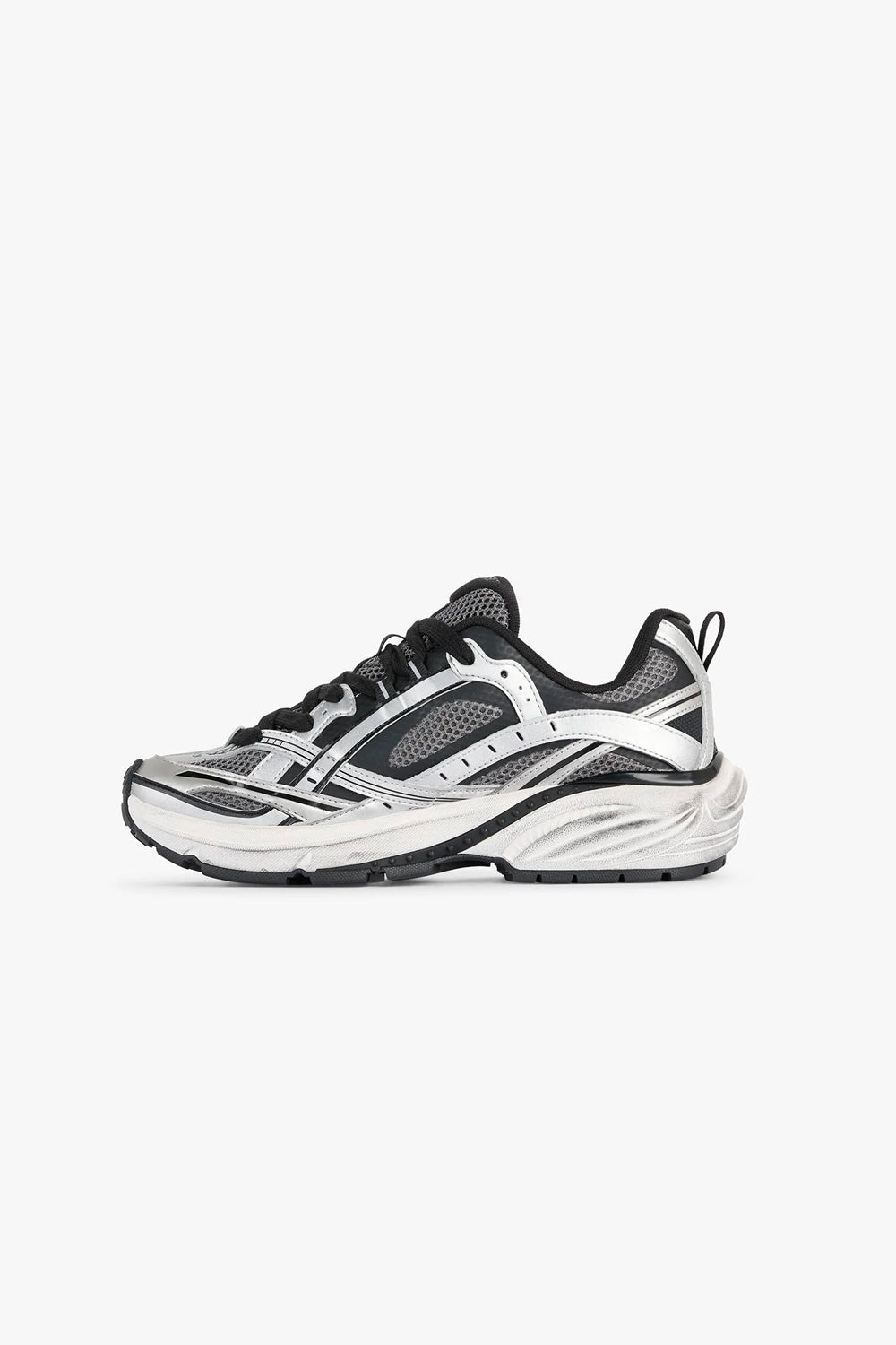 sneakers storm runner